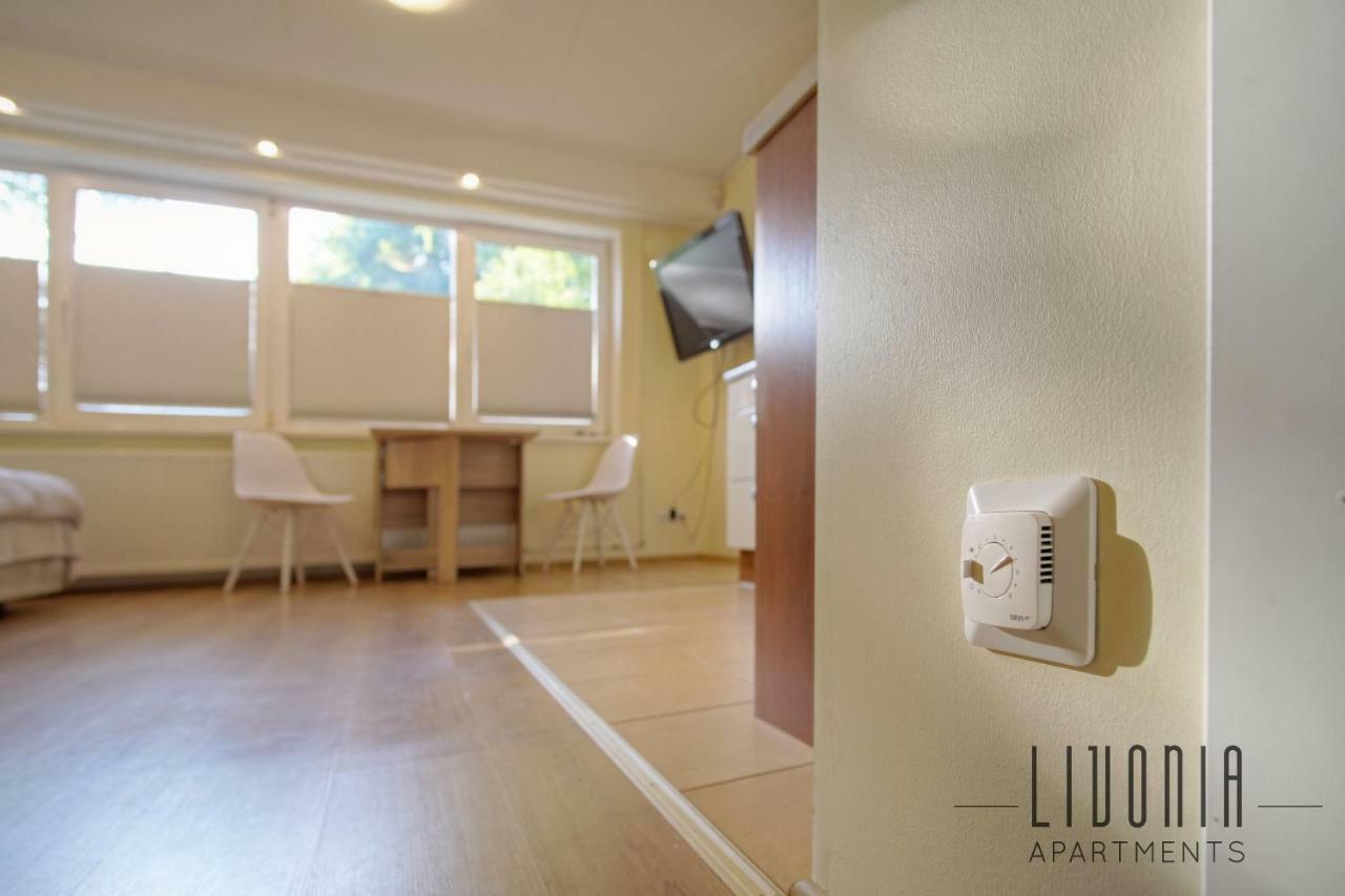 Sunny Studio With Parking, Self-Check-In & Wi-Fi Tallinn Bagian luar foto