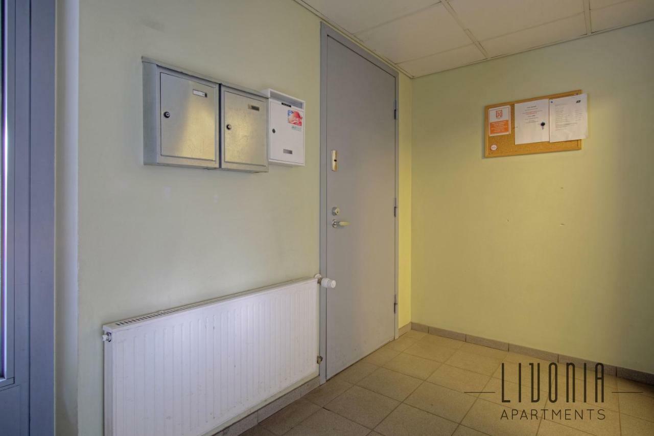 Sunny Studio With Parking, Self-Check-In & Wi-Fi Tallinn Bagian luar foto